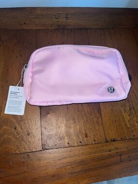 Lululemon Light Pink Everywhere Belt Bag